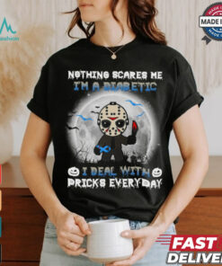 Jason Voorhees nothing scares Me I’m a diabetic I deal with pricks everyday Halloween 2024 Shirt