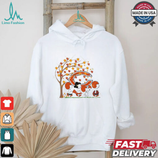 Just A Girl Who Loves Fall And Chicago Bears Snoopy shirt