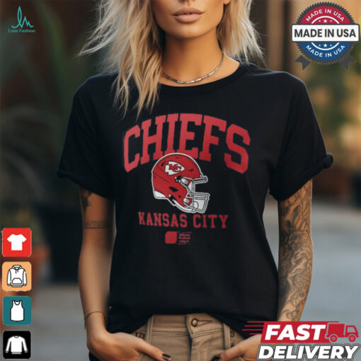 Kansas City Chiefs Nike Anthracite Helmet Essential T Shirt