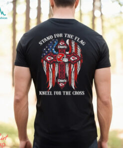 Kansas City Chiefs Stand For The Flag Kneel For The Cross 2024 T shirt