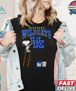 Kentucky Wildcats Snoopy Painting Shirt, hoodie, sweater, long sleeve and tank top Kentucky Wildcats Snoopy Painting Shirt