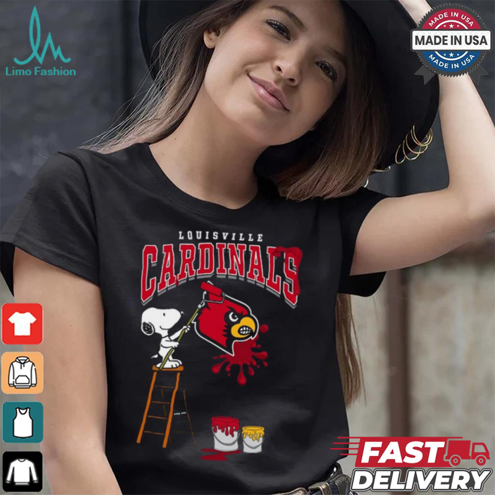 Louisville Cardinals Snoopy Painting Shirt Louisville Cardinals Snoopy Painting Shirt