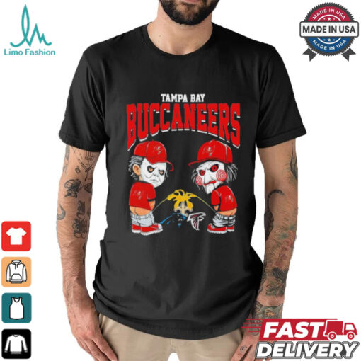 Michael Myers And Billy The Puppet X Tampa Bay Buccaneers Pee On NFL Teams Halloween Shirt