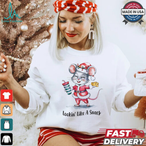 Mouse Santa lookin’ like a snack Merry Christmas shirt