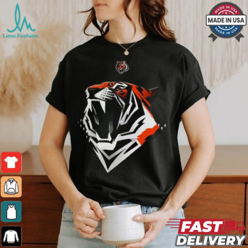 NFL Team Apparel Cincinnati Bengals Illustration T Shirt