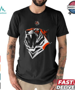 NFL Team Apparel Cincinnati Bengals Illustration T Shirt