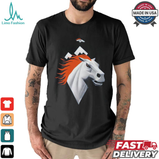 NFL Team Apparel Denver Broncos Illustration T Shirt