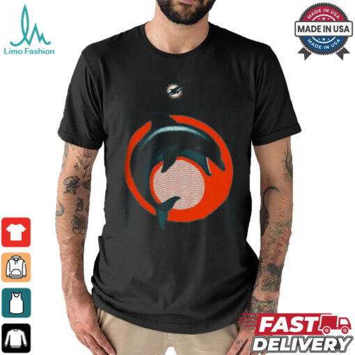 NFL Team Apparel Miami Dolphins Illustration T Shirt