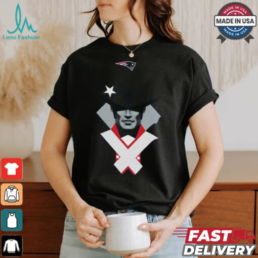 NFL Team Apparel New England Patriots Illustration T Shirt
