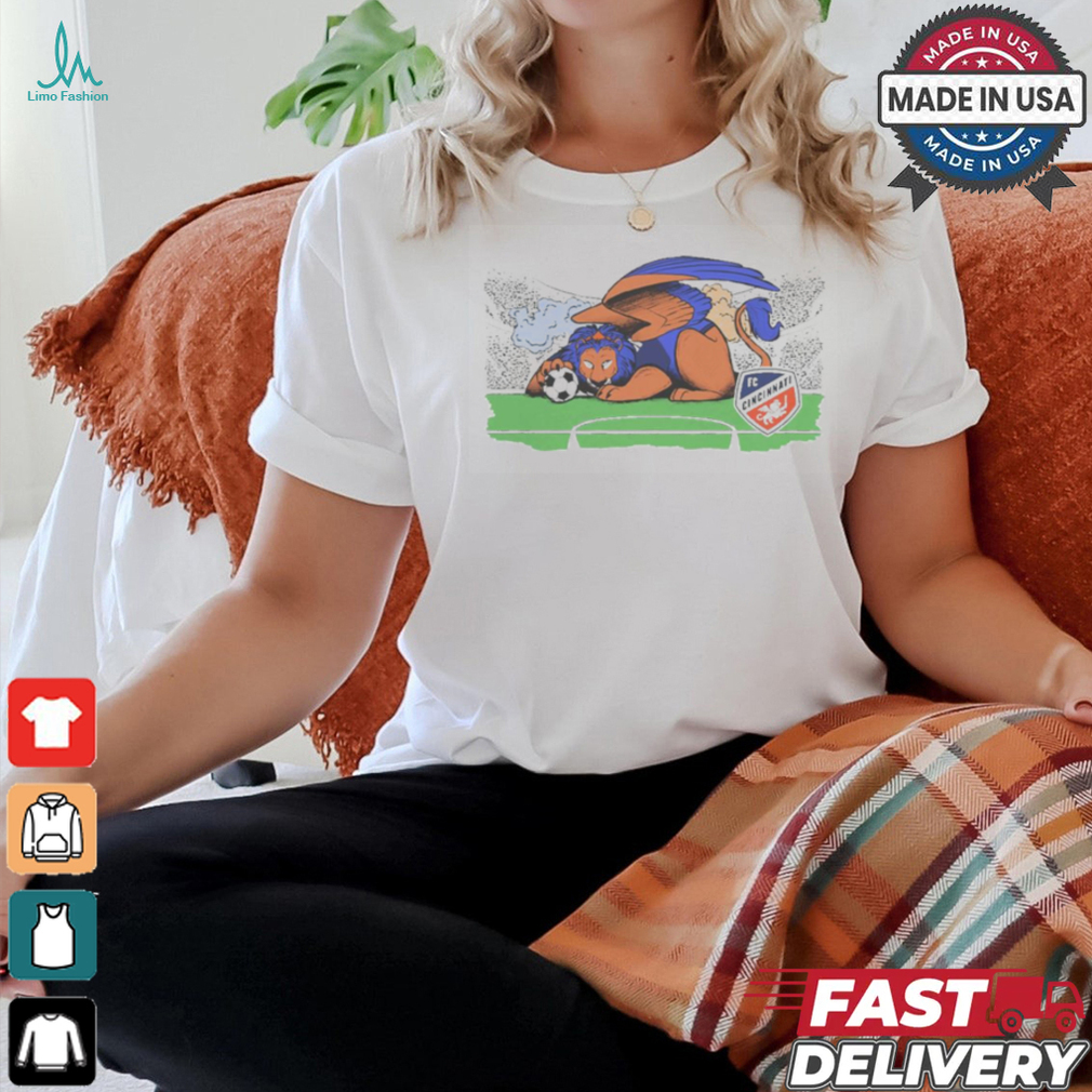 Next Gary the Lion FC Cincinnati Graphic t shirt Next Gary the Lion FC Cincinnati Graphic t shirt