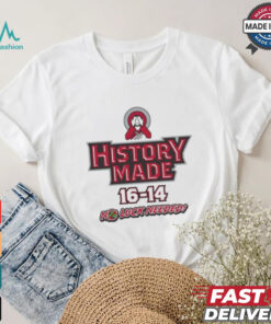 Northern Illinois Huskie vs Notre Dame Fighting Irish History Made 16 – 14 no luck needed shirt