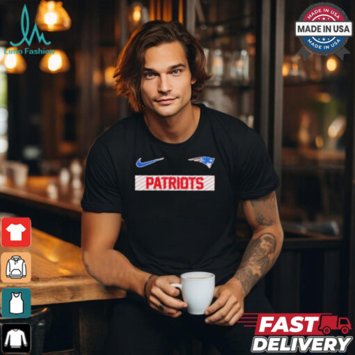 Official NFL New England Patriots ES 1960 Go Pats Logo T Shirt