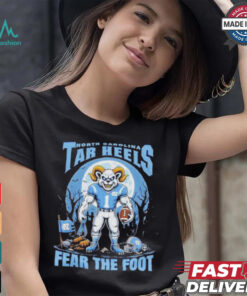 Official North Carolina Tar Heels Fear The Foot Halloween Shirt
