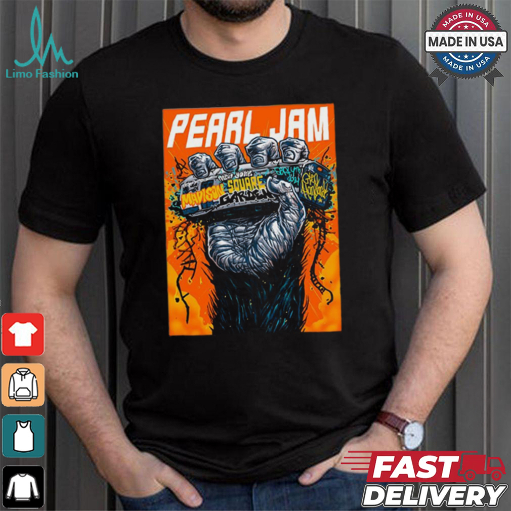 Official Pearl Jam September 4rd 2024 New York, NY Madison Square Garden Poster shirt Official Pearl Jam September 4rd 2024 New York, NY Madison Square Garden Poster shirt