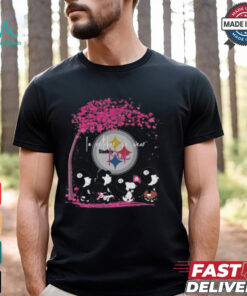 Peanuts Characters Pittsburgh Steelers In October We Wear Pink 2024 Shirt