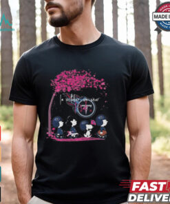Peanuts Characters Tennessee Titans In October We Wear Pink 2024 Shirt