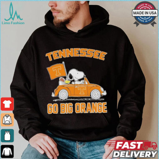 Peanuts Snoopy And Woodstock On Car Tennessee Volunteers Go Big Orange Shirt