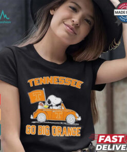 Peanuts Snoopy And Woodstock On Car Tennessee Volunteers Go Big Orange Shirt