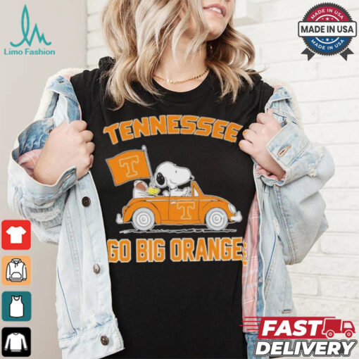 Peanuts Snoopy And Woodstock On Car Tennessee Volunteers Go Big Orange Shirt