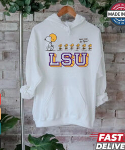 Peanuts x LSU Tigers Snoopy’s Football Team Here Come The Tigers t shirt