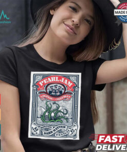 Pearl Jam Legends Of THe Deep Blue Sept 15 & 17 Boston Dark Matter Fenway Shirt