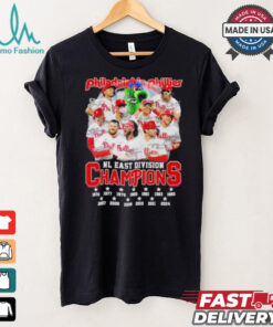Philadelphia Phillies 2024 NL East Division Champions Signatures Shirt