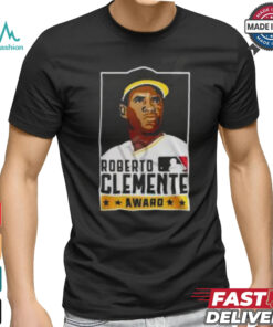 Pittsburgh Pirates Boberto Clemente Award T Shirt