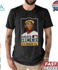 Pittsburgh Pirates Boberto Clemente Award T Shirt