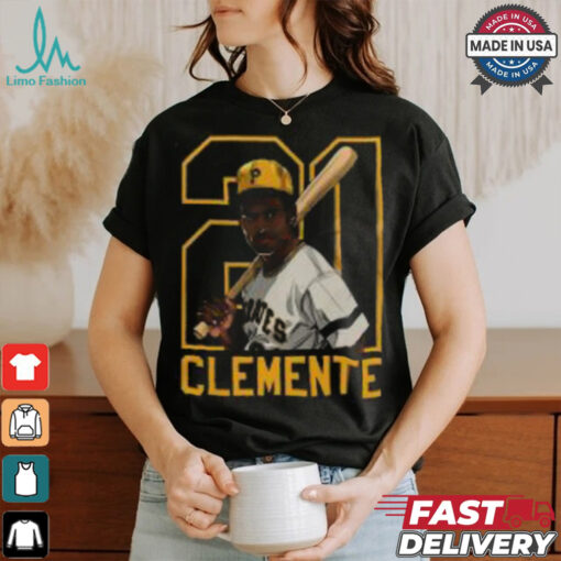 Pittsburgh Pirates Boberto Clemente Award T Shirts