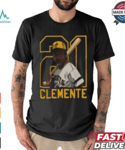 Pittsburgh Pirates Boberto Clemente Award T Shirts