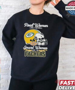 Real Women Love Football Smart Women Love The Green Bay Packers T Shirt, hoodie, sweater, long sleeve and tank top Real Women Love Football Smart Women Love The Green Bay Packers T Shirt