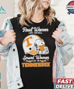 Real Women Love Football Smart Women Love The Tennessee Volunteers X Snoopy Shirt