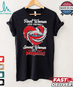 Real women love football smart women love the Tampa Bay Buccaneers diamond heart shirt