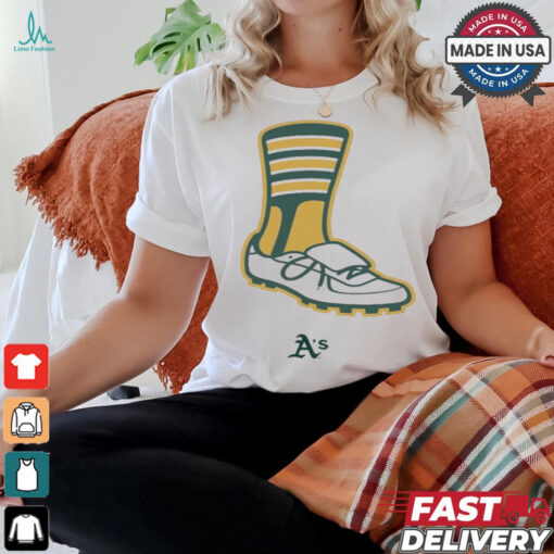 Remember Oakland – Oakland Athletics MLB Shoes On Feet t shirt