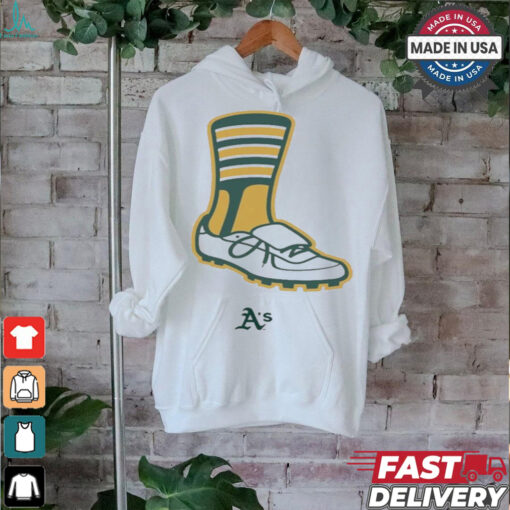 Remember Oakland – Oakland Athletics MLB Shoes On Feet t shirt