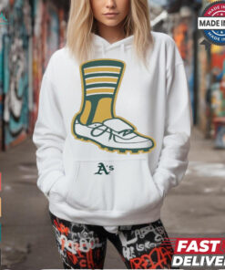 Remember Oakland – Oakland Athletics MLB Shoes On Feet t shirt