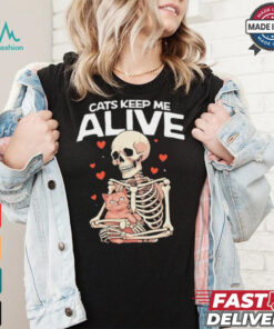 Skeleton hug cats keep me alive shirt