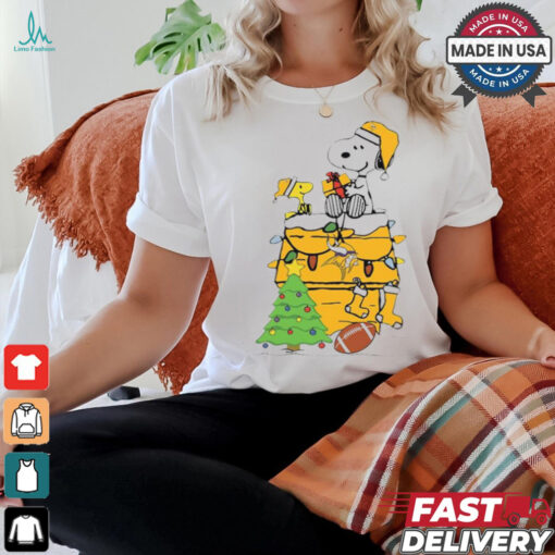 Snoopy And Woodstock Gift Minnesota Vikings Football Merry Christmas 2024 shirt