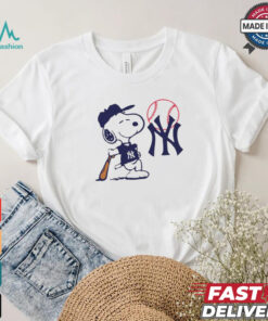 Snoopy Peanuts New York Yankees MLB baseball shirt