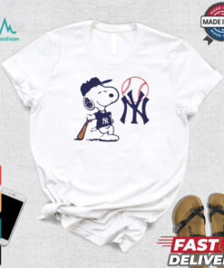 Snoopy Peanuts New York Yankees MLB baseball shirt