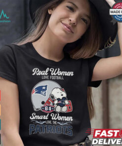 Snoopy Real Women Love Football Smart Women Love The New England Patriots Shirt