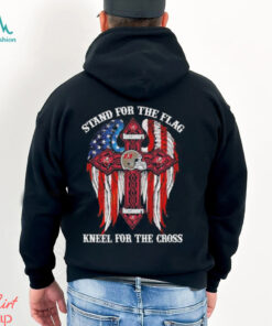 Tampa Bay Buccaneers Stand For The Flag Kneel For The Cross 2024 T shirt