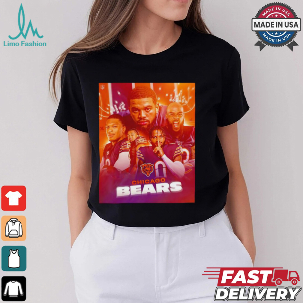 The Chicago Bears are coming graphic shirt The Chicago Bears are coming graphic shirt