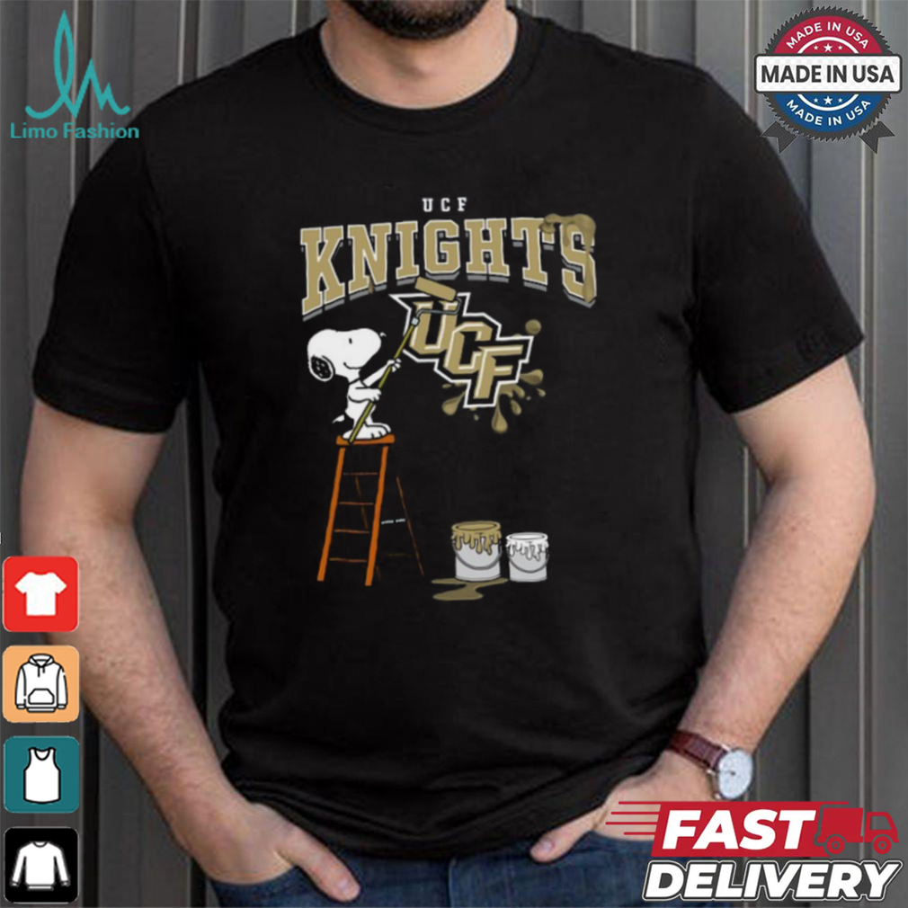 UCF Knights Snoopy Painting Shirt UCF Knights Snoopy Painting Shirt