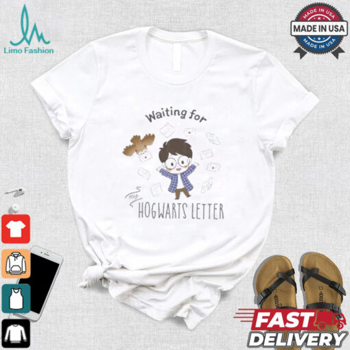 Waiting For My Hogwarts Letter Harry Potter Chibi Halloween 2024 Signature T shirt