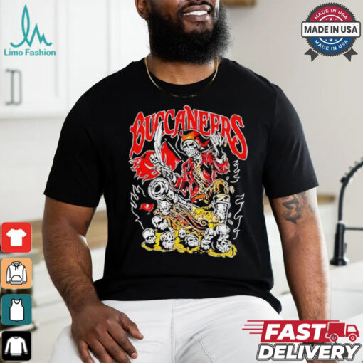 Wl X Buccaneers Tampa Bay Buccaneers Football Graphic T shirt