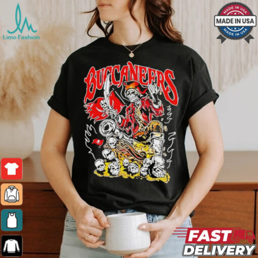 Wl X Buccaneers Tampa Bay Buccaneers Football Graphic T shirt