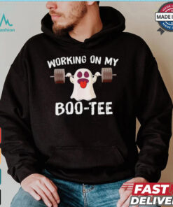 Working on my boo tee gym Halloween shirt