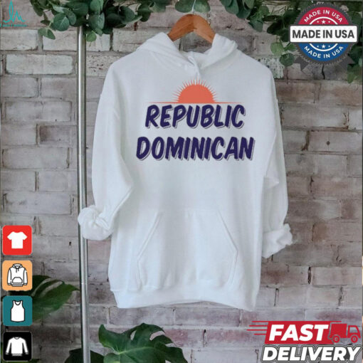 Zack Hample Wearing Republic Dominican Shirt