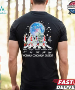 Arsenal Abbey Road Victoria Concordia Crescit Christmas Shirt